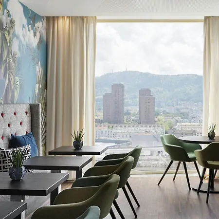 Renaissance Zurich Tower Hotel Exterior photo