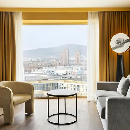 Renaissance Zurich Tower Hotel Exterior photo